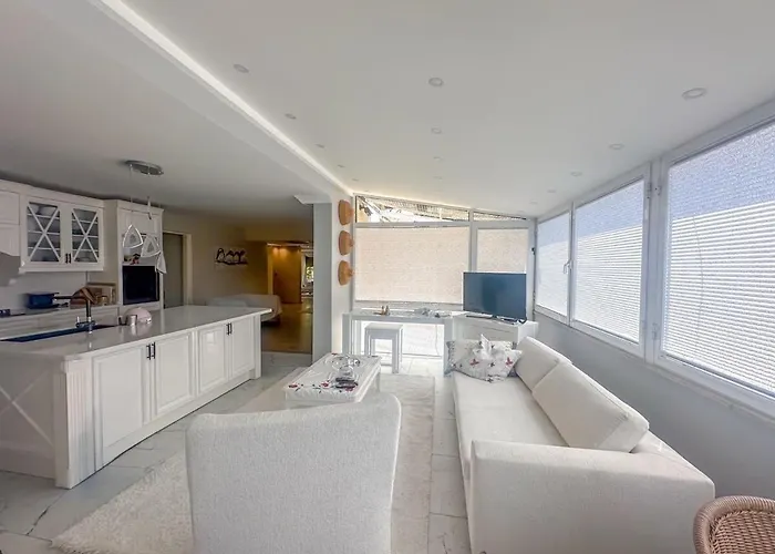 Oezel Huzurlu Villa *